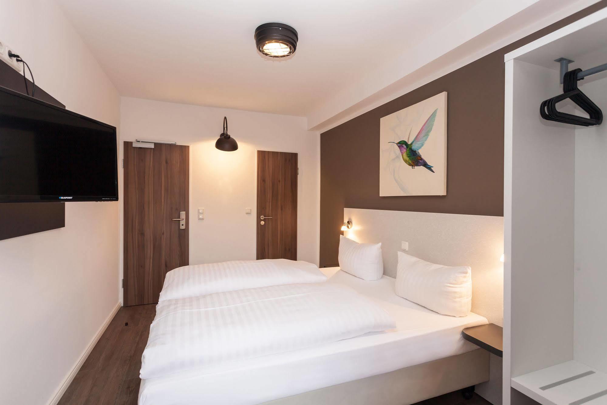 Hotel West Hamburgo Exterior foto